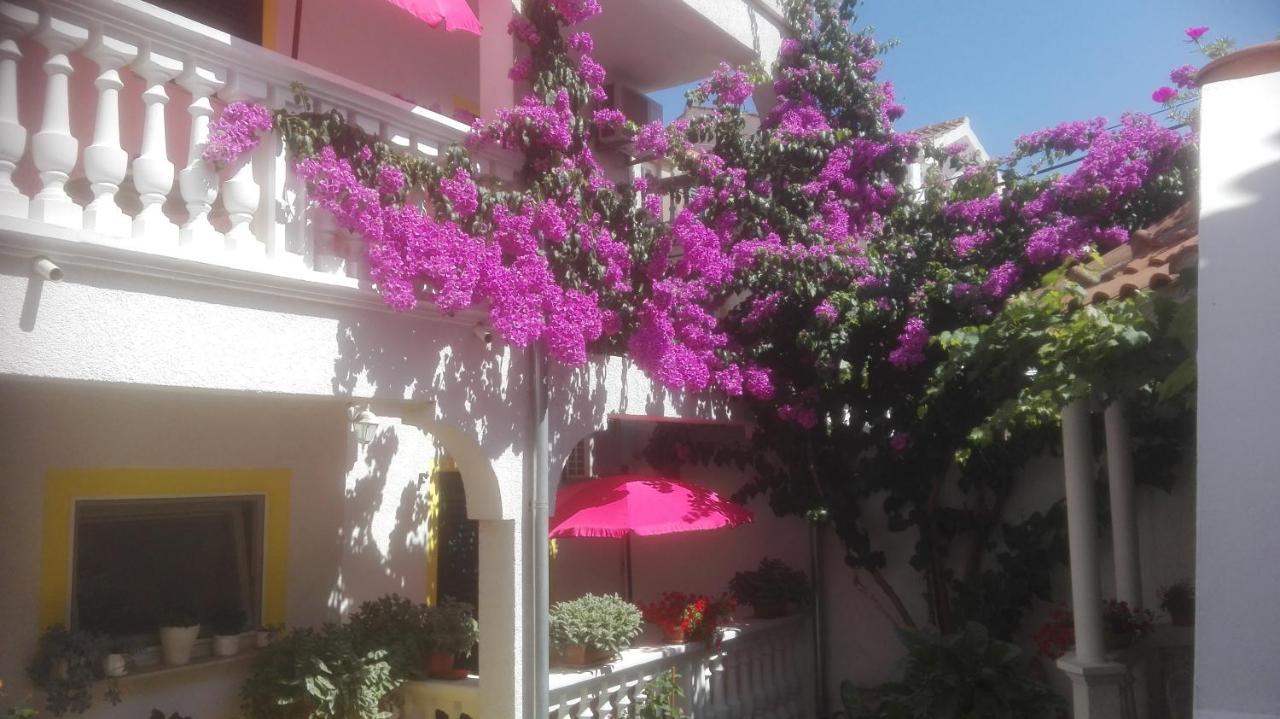 Apartments Vodice Marica Luaran gambar